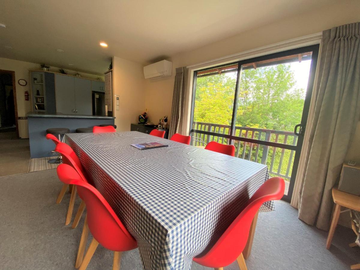 הוילה האנמר ספרינגס 17 Chisholm Crescent מראה חיצוני תמונה