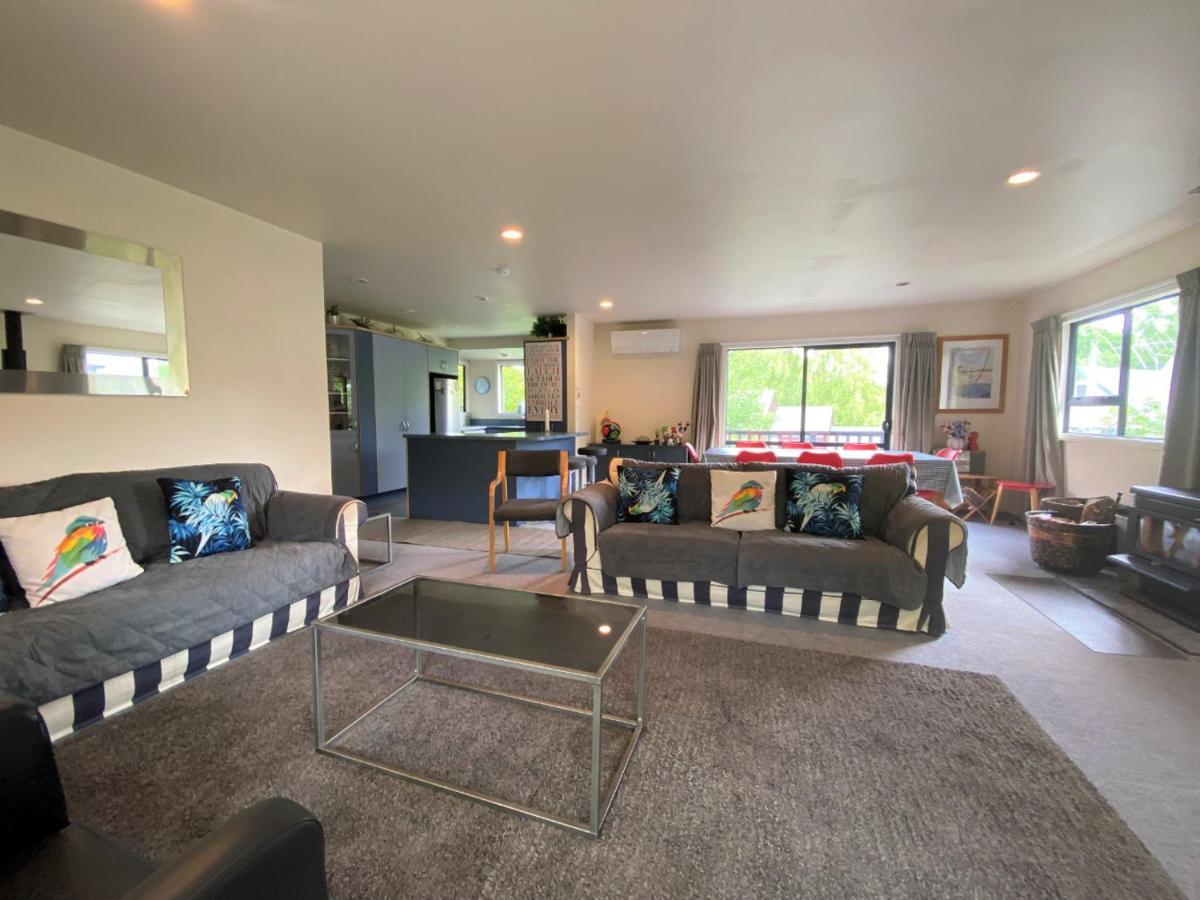 הוילה האנמר ספרינגס 17 Chisholm Crescent מראה חיצוני תמונה